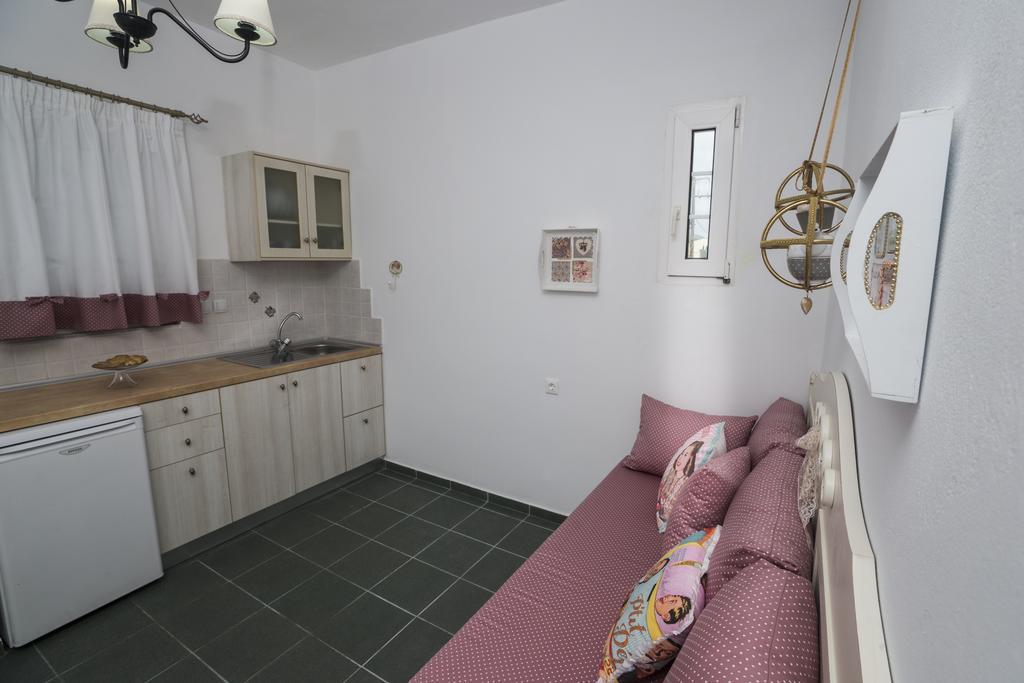 Anni Art Apartments Kalyves Zimmer foto