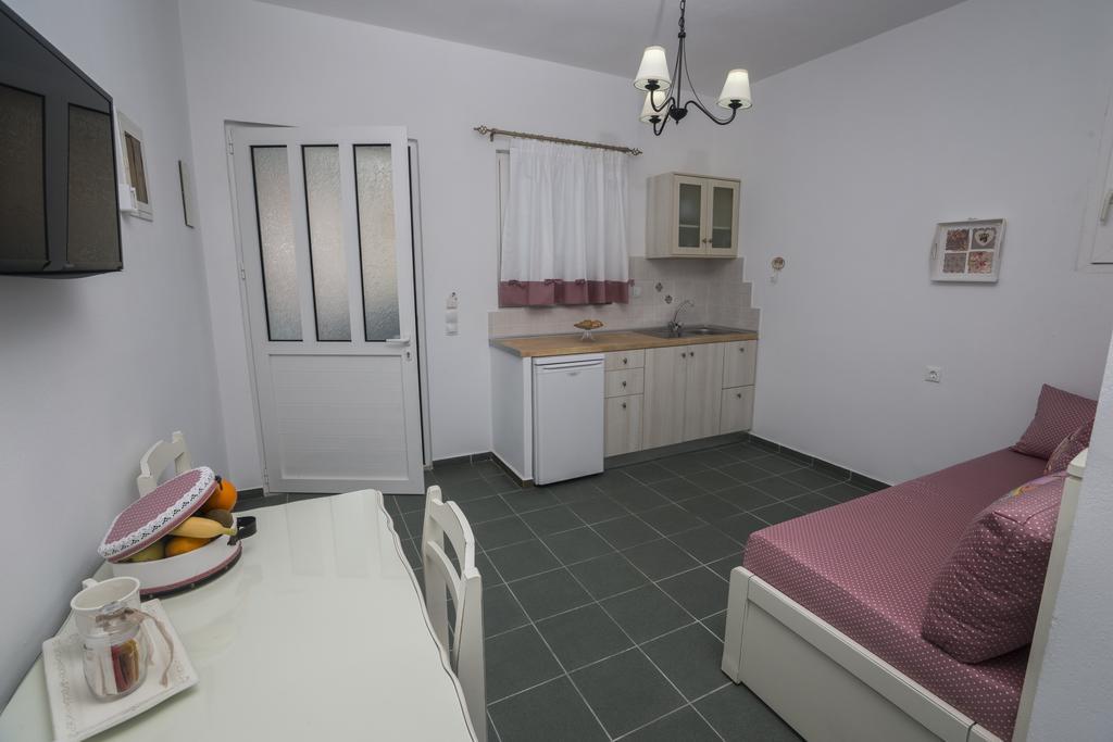 Anni Art Apartments Kalyves Zimmer foto